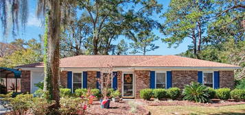 1 Long Boat Pl, Savannah, GA 31410