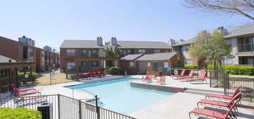 Woodcrest Apartments, Lubbock, TX 79424