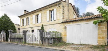 Maison  à vendre, 5 pièces, 4 chambres, 152 m²