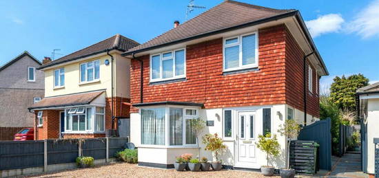 3 bedroom detached house