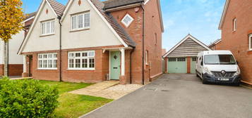 3 bed semi-detached house for sale