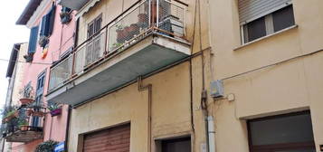 Casa indipendente in Via Andrea Velletrano 56