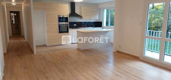 Appartement  à louer, 3 pièces, 2 chambres, 79 m²