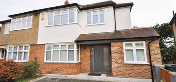 5 bedroom semi-detached house