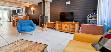 Castelnaudary - Maison de ville avec garage, jardin et dépendance