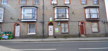 Flat to rent in St. James Street, Newport PO30