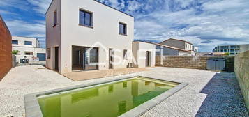 Villa T5 4 chambres 105 m² piscine et garage NEUF