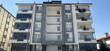 180m2 GÖL VE ŞEHİR MANZARALI DAİRE