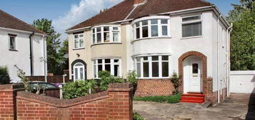 3 bedroom semi-detached house to rent