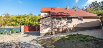 Prodej  zemědělské usedlosti 205 m², pozemek 1 076 m²