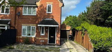 3 bed semi-detached house to rent