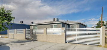 310 Jackson Ave, Las Vegas, NV 89106