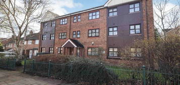 3 bed flat for sale