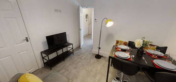 5 bed shared accommodation to rent