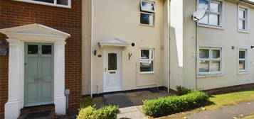 2 bed terraced house for sale