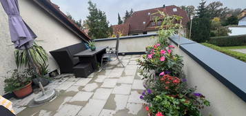 Schöne Attraktive 2-Zimmer-Wohnung mit Balkon u. EBK in Freystadt