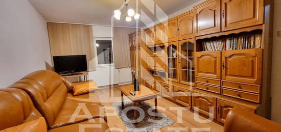 Apartament cu 3 camere, decomandat, centrala proprie, AC,...