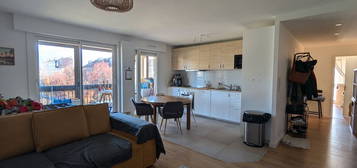 T4+ entièrement refait à neuf en 2022, cuisine équipée, non meublé / Annecy unfurnished (3-bedroom + 1 office) apartement