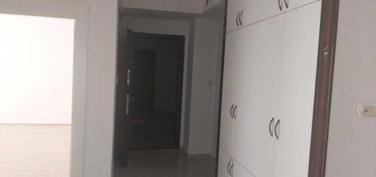 Binevler Mahallesinde 3+1 Geni Apartman Dairesi