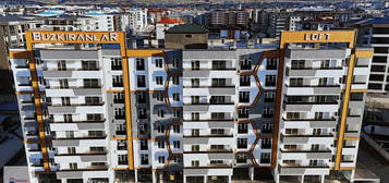 REMAX İLKE'DEN KOMBİNA'DA 4+1 SATILIK DAİRE