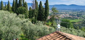 Casa indipendente in vendita in via Covona s.n.c