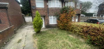 3 bedroom semi-detached house