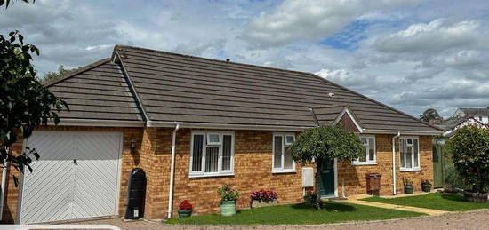 3 bedroom detached bungalow to rent