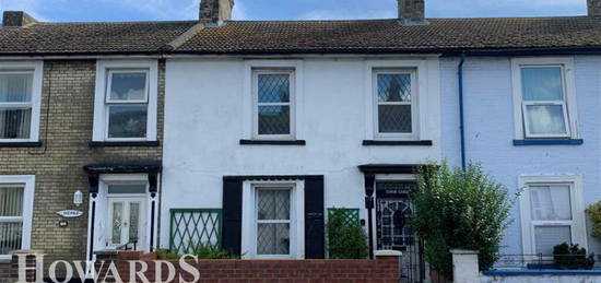 4 bedroom terraced house