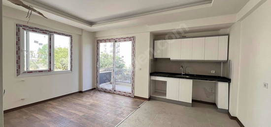 SOSYAL DONTALI DÜŞÜK KAT 1+1 FULL DAİRE