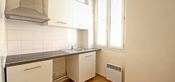 Location appartement 1 pièce 27 m²