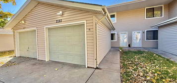 2123 Lockwood Ct, Lincoln, NE 68528