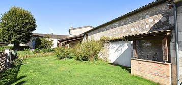 **Magnifique ferme du XIXe siècle avec gîte indépendant et grange**