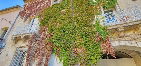 Maison de caractère avec jardin et garage au coeur de Lavérune