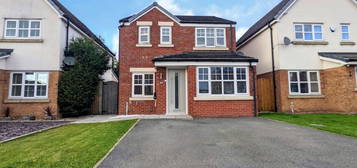 4 bed detached house for sale