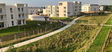 Appartement T3 neuf dernier étage avec balcon et 2 places de parking