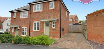 3 bedroom semi-detached house for sale