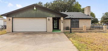 1336 N 61st St, Waco, TX 76710