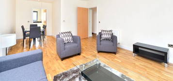 3 bedroom flat to rent