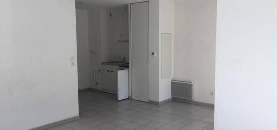 Location appartement 1 pièce 32 m²