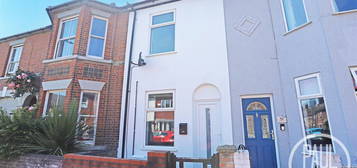 Terraced house for sale in Oxford Road, Lowestoft NR32