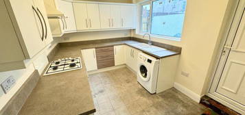 3 bedroom terraced house