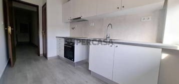 Apartamento T1 Usado em Vialonga