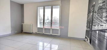 Appartement proches commerces de 59m2