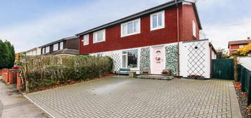 3 bedroom semi-detached house for sale