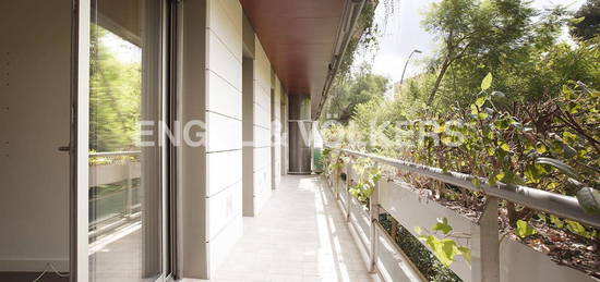 Apartamento de alquiler en Carrer de L'abadessa Olzet, Pedralbes