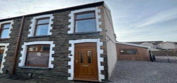 3 bed property to rent