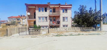 YEŞİLYURT MAHALLESİNDE KİRALIK 3+1 DAİRE