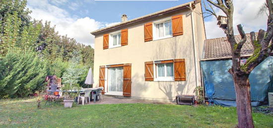 Maison  à vendre, 6 pièces, 4 chambres, 98 m²