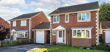 4 bed detached house for sale