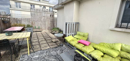 CHARMANT 2 PIECES MEUBLE AVEC TERRASSE